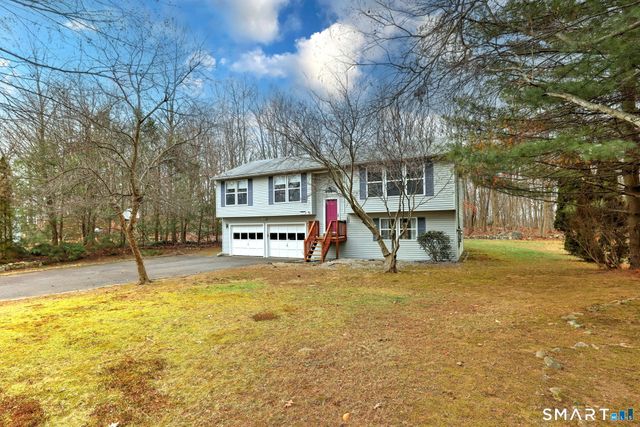 95 Donovan Road, Naugatuck, CT 06770