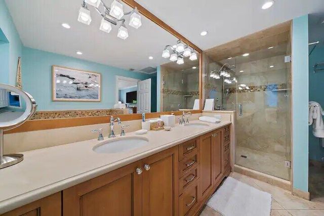 500 Sunrise Way, Juno Beach, FL 33408