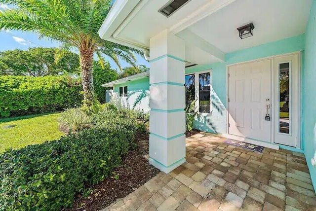 500 Sunrise Way, Juno Beach, FL 33408
