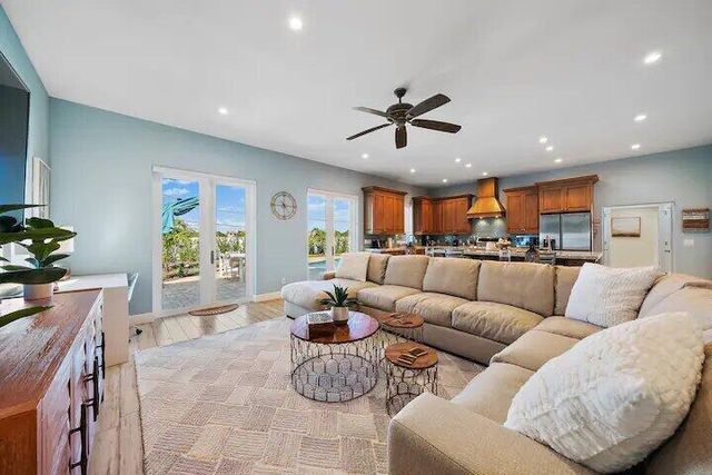 500 Sunrise Way, Juno Beach, FL 33408