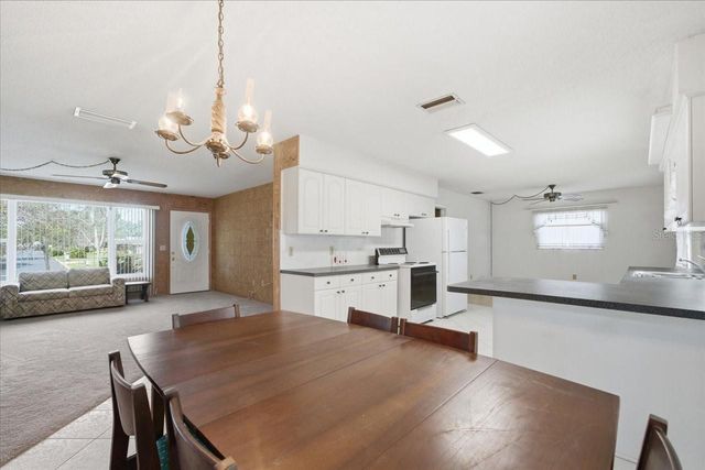 140 PATLIN CIRCLE E, Largo, FL 33770