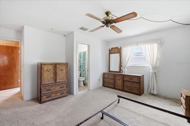 140 PATLIN CIRCLE E, Largo, FL 33770