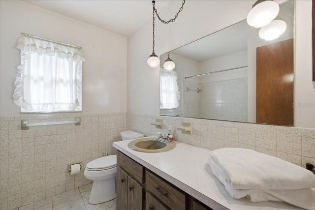 140 PATLIN CIRCLE E, Largo, FL 33770