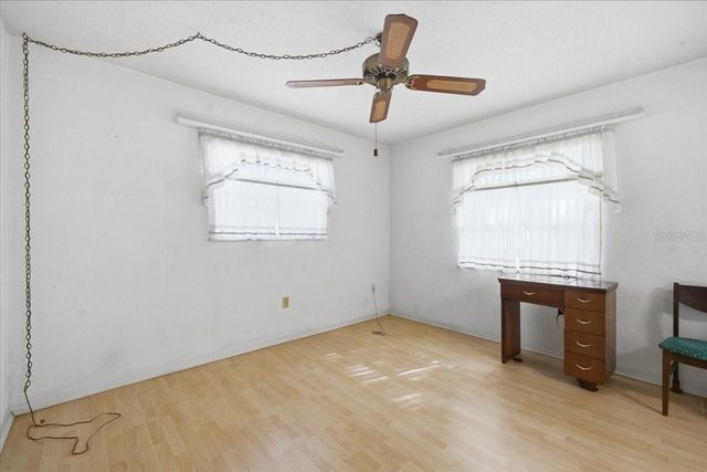 140 PATLIN CIRCLE E, Largo, FL 33770