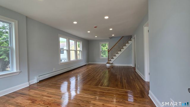 782 Center Street, Wallingford, CT 06492