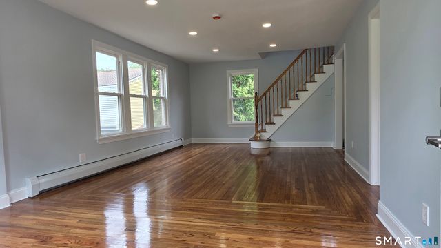 782 Center Street, Wallingford, CT 06492