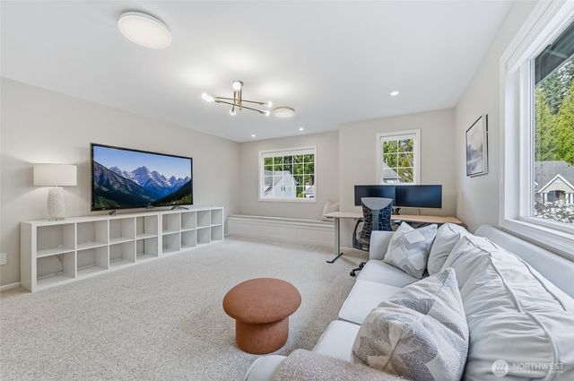 20573 NE 33rd Ct, Sammamish, WA 98074