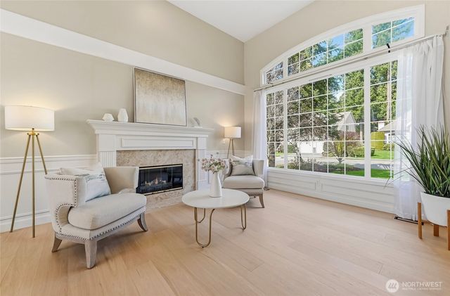 20573 NE 33rd Ct, Sammamish, WA 98074