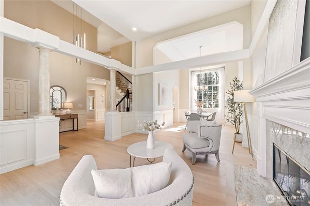 20573 NE 33rd Ct, Sammamish, WA 98074