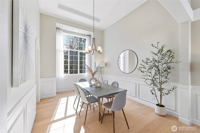 20573 NE 33rd Ct, Sammamish, WA 98074