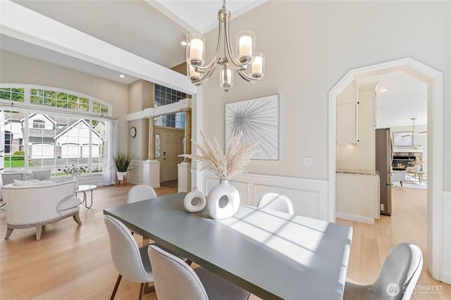 20573 NE 33rd Ct, Sammamish, WA 98074