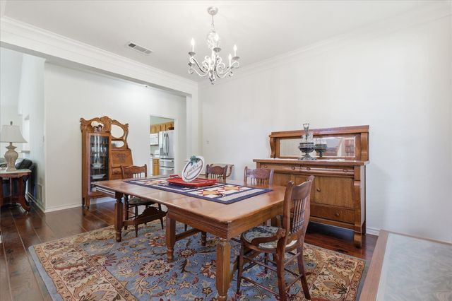 121 S Blue Bonnet Circle, Justin, TX 76247