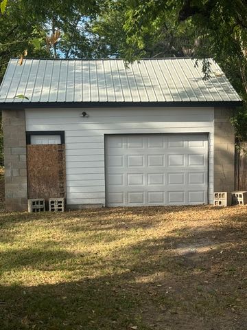 4129 W 8th Street, Tulsa, OK 74127