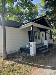 4129 W 8th Street, Tulsa, OK 74127