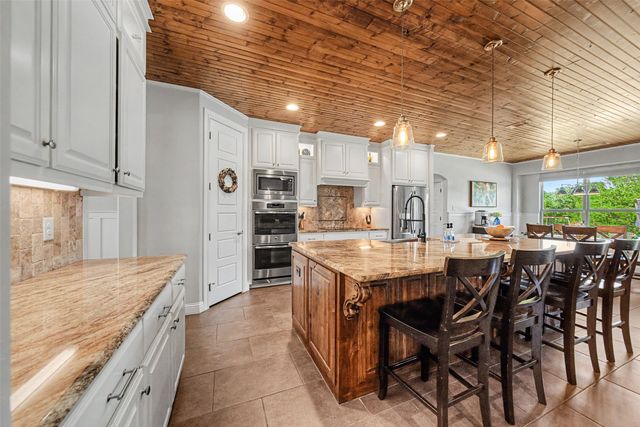 259 Wapiti Drive, Azle, TX 76020
