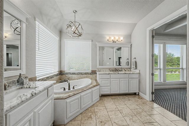 259 Wapiti Drive, Azle, TX 76020