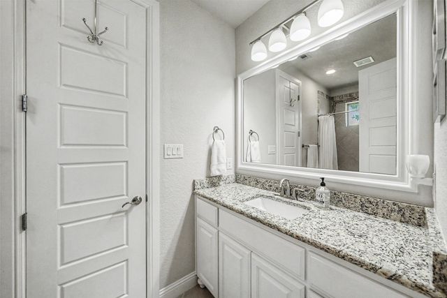 259 Wapiti Drive, Azle, TX 76020