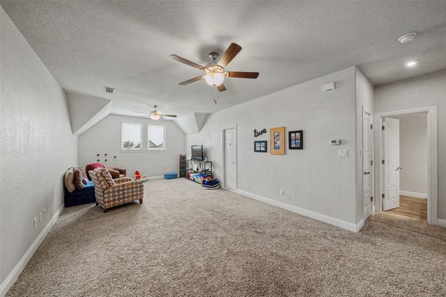 259 Wapiti Drive, Azle, TX 76020