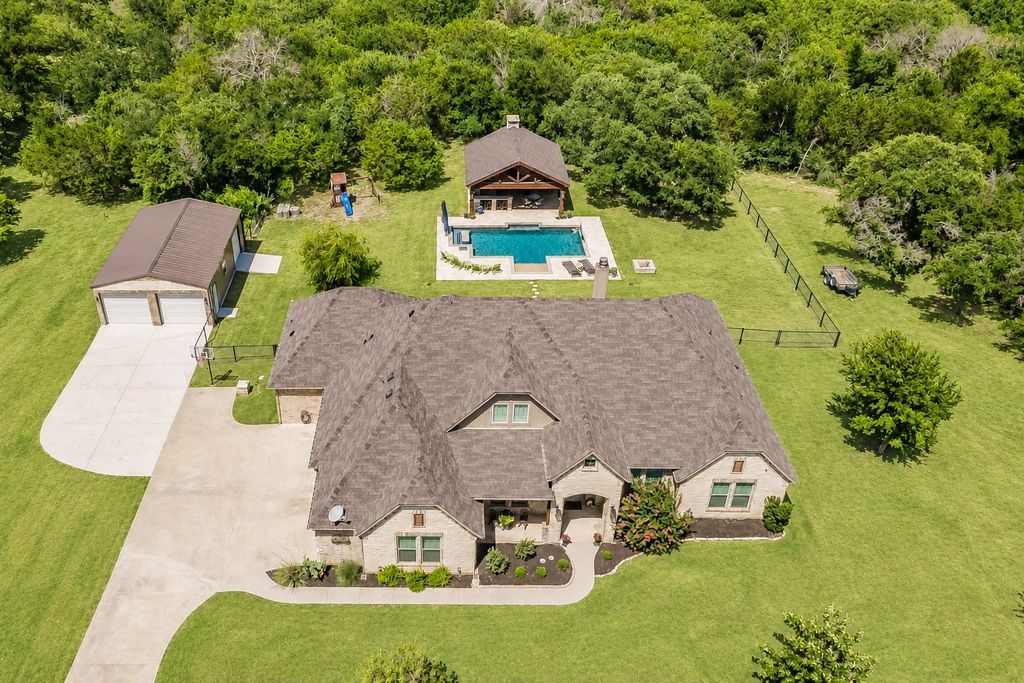 259 Wapiti Drive, Azle, TX 76020