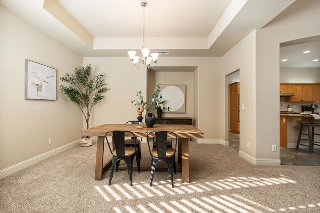 2735 Prescott Avenue, Clovis, CA 93619