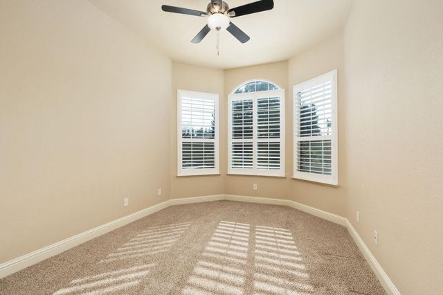 2735 Prescott Avenue, Clovis, CA 93619