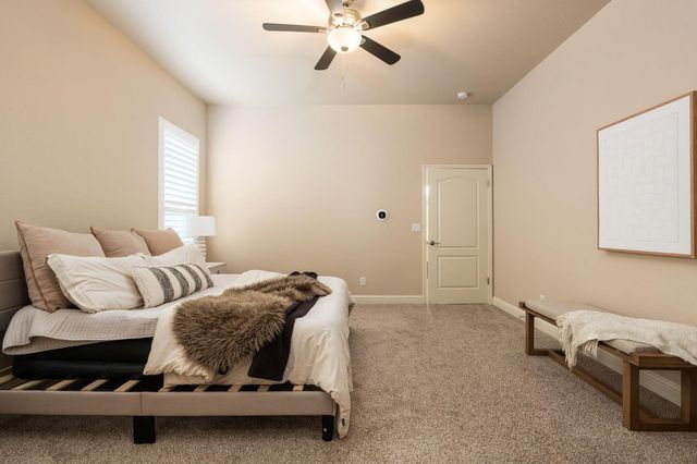 2735 Prescott Avenue, Clovis, CA 93619