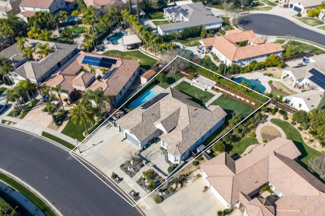 2735 Prescott Avenue, Clovis, CA 93619