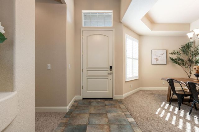 2735 Prescott Avenue, Clovis, CA 93619