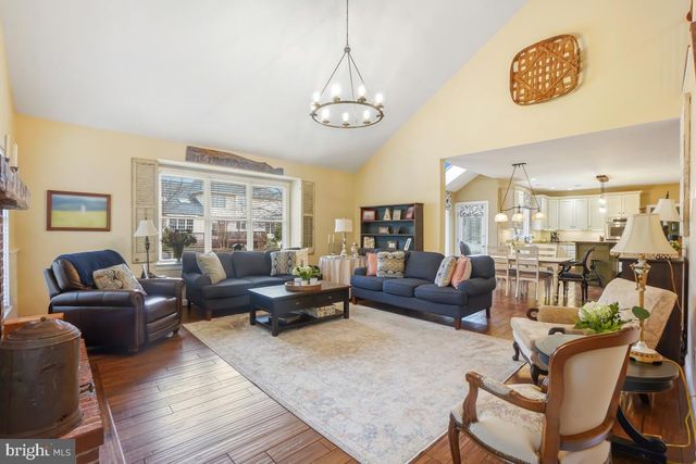 16405 UPBROOK CT, Rockville, MD 20853