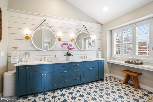 16405 UPBROOK CT, Rockville, MD 20853