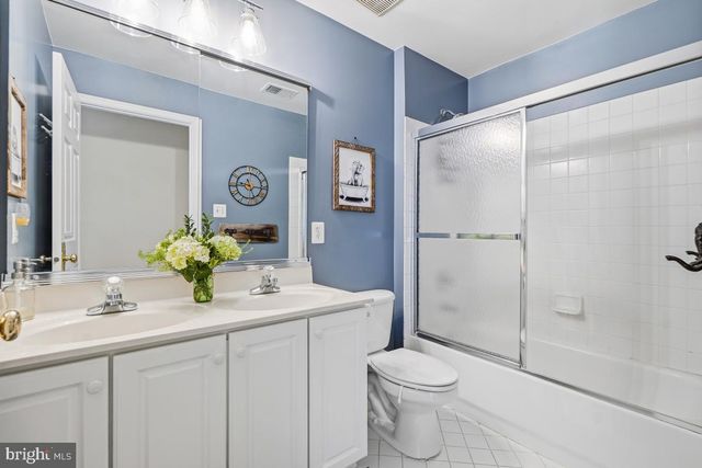 16405 UPBROOK CT, Rockville, MD 20853