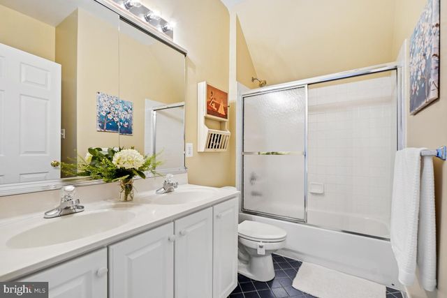 16405 UPBROOK CT, Rockville, MD 20853