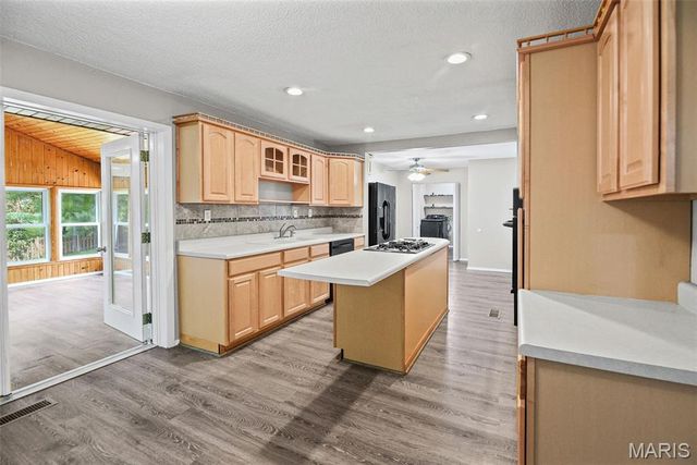 8424 Steelecrest Lane, Troy, IL 62294