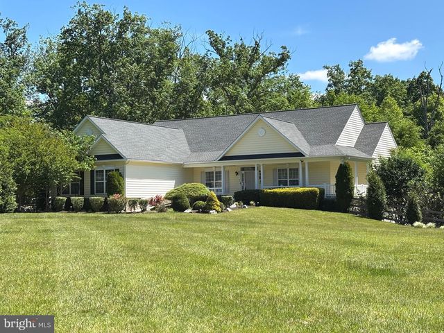 320 GENTLE BREEZE CIR, Fredericksburg, VA 22406
