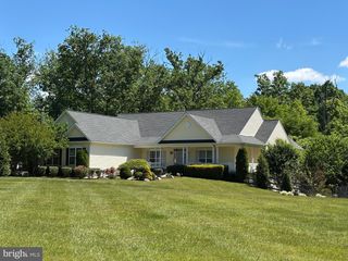 320 GENTLE BREEZE CIR, Fredericksburg, VA 22406