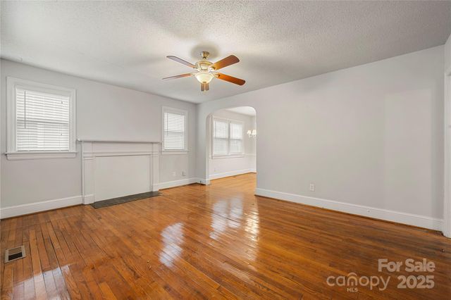 2217 Shenandoah Avenue, Charlotte, NC 28205