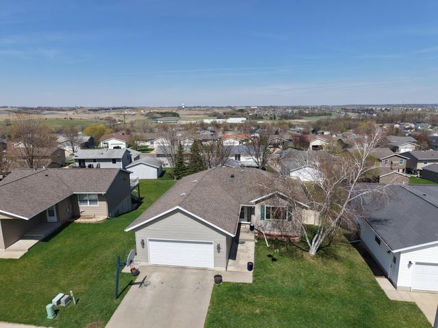 4839 Salley Lane NW, Rochester, MN 55901