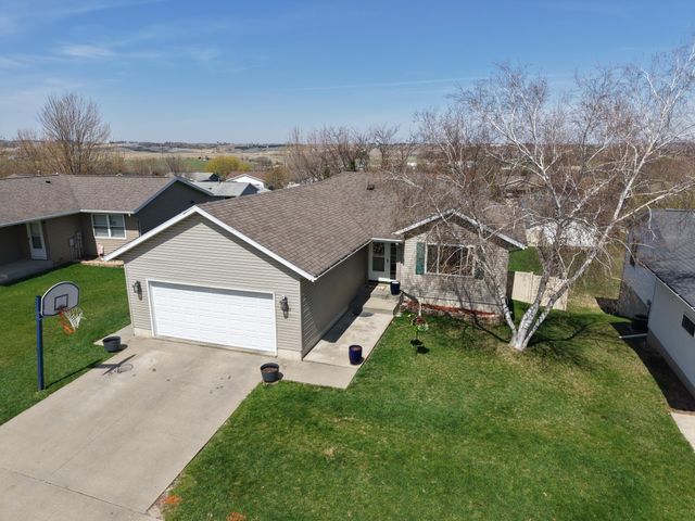 4839 Salley Lane NW, Rochester, MN 55901