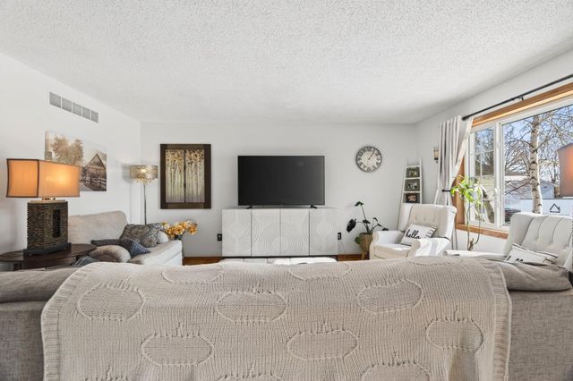 4839 Salley Lane NW, Rochester, MN 55901