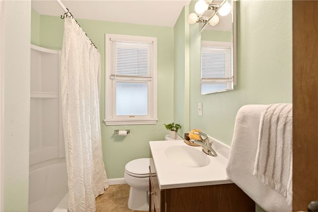 264 Harvest Drive, Greece, NY 14626