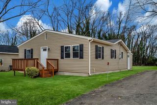 304 DEPOT ST, Gordonsville, VA 22942