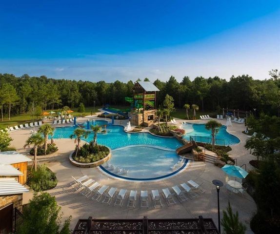 122 Hidden Peak Drive, Montgomery, TX 77316