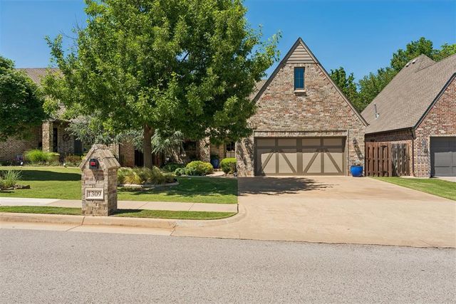 1309 Chelham Lane, Edmond, OK 73034