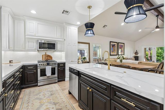 1309 Chelham Lane, Edmond, OK 73034