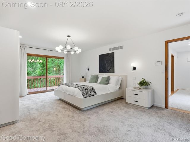 6733 Bloomfield Lane, West Bloomfield Charter Township, MI 48322