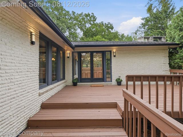 6733 Bloomfield Lane, West Bloomfield Charter Township, MI 48322
