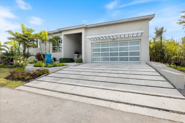600 DE NARVAEZ DRIVE, Longboat Key, FL 34228