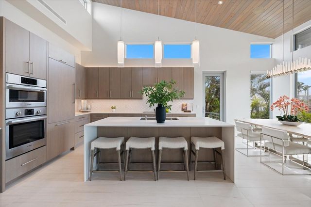 600 DE NARVAEZ DRIVE, Longboat Key, FL 34228