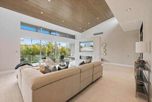 600 DE NARVAEZ DRIVE, Longboat Key, FL 34228