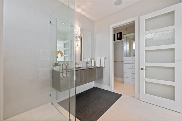 600 DE NARVAEZ DRIVE, Longboat Key, FL 34228